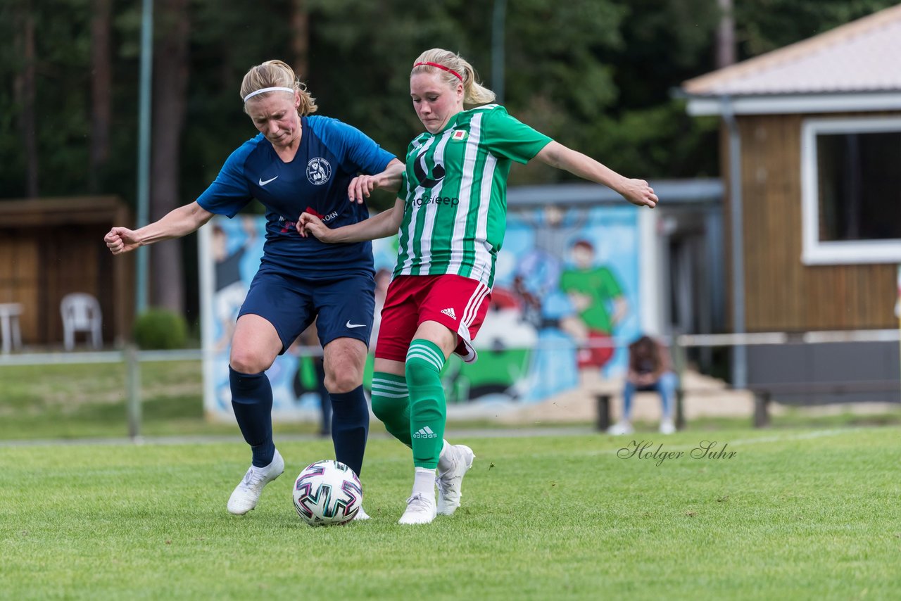 Bild 294 - F SV Boostedt - SV Fortuna St. Juergen : Ergebnis: 2:1